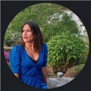 Adapto mi metodología de enseñanza a las necesidades de cada alumno y alumna enfocándome en una mejora continua. Pienso que es imp